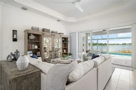933 Yearling Trail Sebastian FL 32958