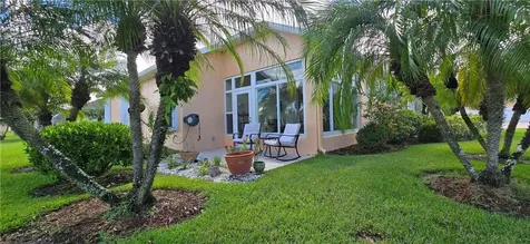 406 W Tangerine Square SW Vero Beach FL 32968
