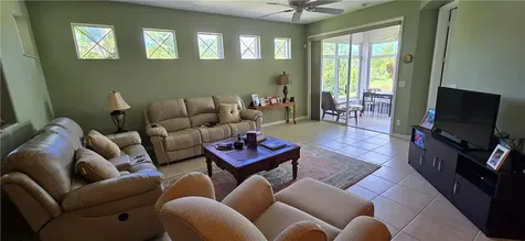 406 W Tangerine Square SW Vero Beach FL 32968