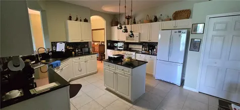 406 W Tangerine Square SW Vero Beach FL 32968