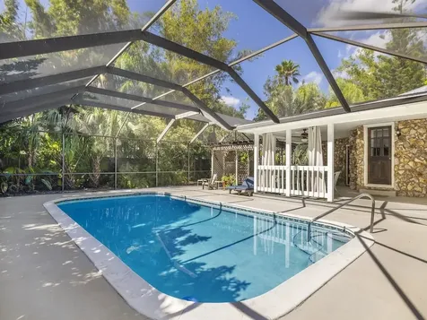 805 27th Avenue Vero Beach FL 32960