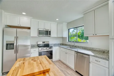 2365 11th Court SW Vero Beach FL 32962