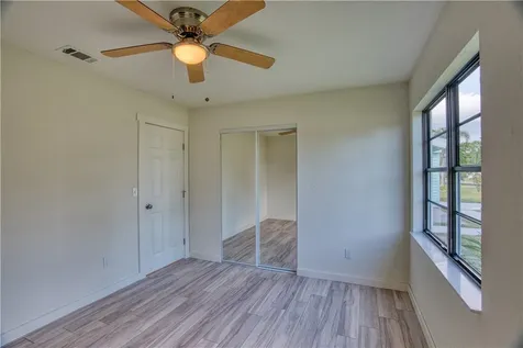 2365 11th Court SW Vero Beach FL 32962