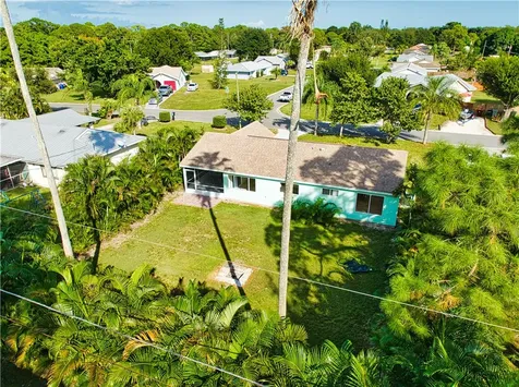 2365 11th Court SW Vero Beach FL 32962