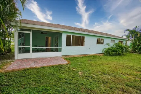 2365 11th Court SW Vero Beach FL 32962