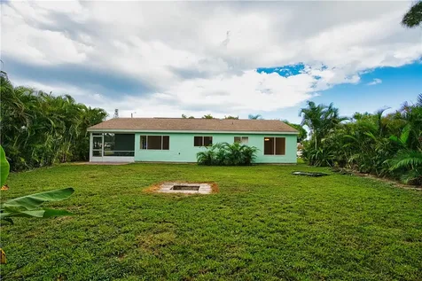 2365 11th Court SW Vero Beach FL 32962