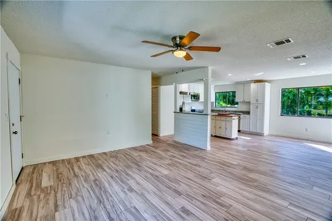 2365 11th Court SW Vero Beach FL 32962