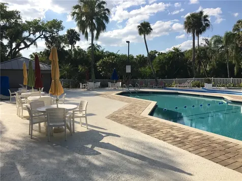 1845 Hawthorne Drive Vero Beach FL 32962