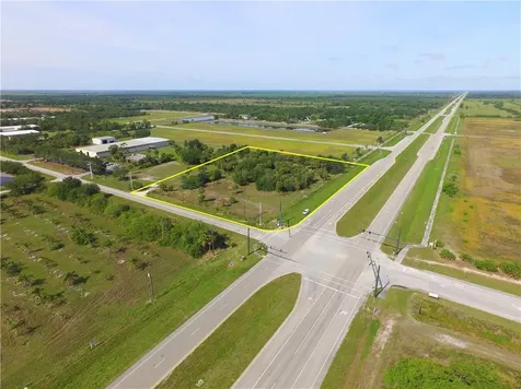 1990 98th Avenue Vero Beach FL 32966
