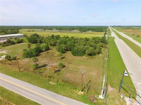 1990 98th Avenue Vero Beach FL 32966