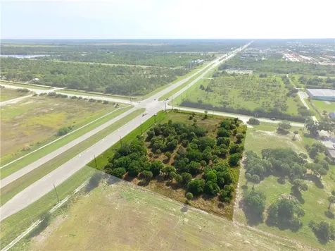 1990 98th Avenue Vero Beach FL 32966