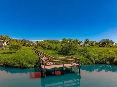 8615 Seacrest Drive Vero Beach FL 32963
