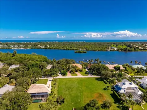 8615 Seacrest Drive Vero Beach FL 32963