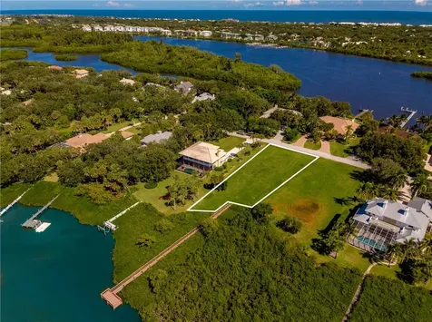 8615 Seacrest Drive Vero Beach FL 32963