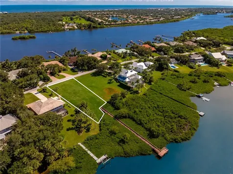 8615 Seacrest Drive Vero Beach FL 32963