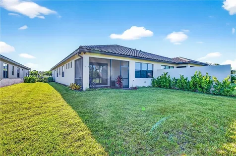 4229 Silver Maple Way Vero Beach FL 32967