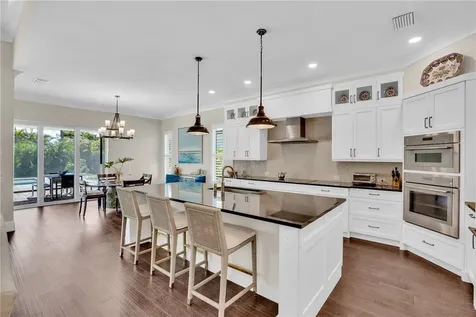 1700 Lake Club Court Vero Beach FL 32963
