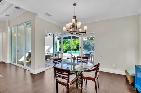 1700 Lake Club Court Vero Beach FL 32963