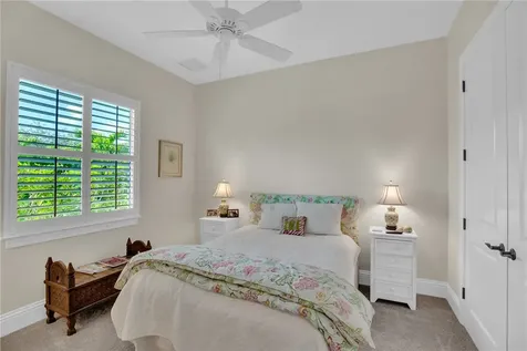 1700 Lake Club Court Vero Beach FL 32963