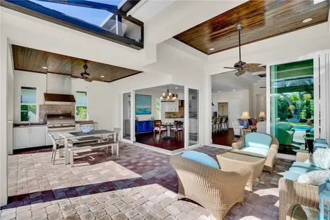 1700 Lake Club Court Vero Beach FL 32963