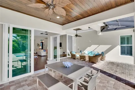 1700 Lake Club Court Vero Beach FL 32963