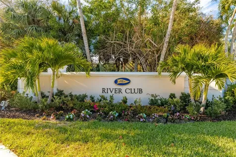 1700 Lake Club Court Vero Beach FL 32963