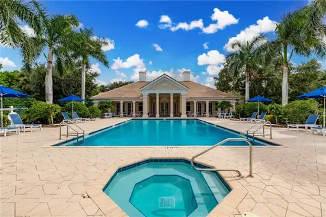 1700 Lake Club Court Vero Beach FL 32963