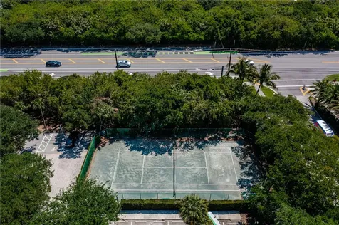 1700 Lake Club Court Vero Beach FL 32963