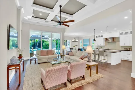 1700 Lake Club Court Vero Beach FL 32963