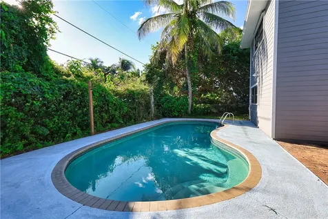 116 15th Avenue Vero Beach FL 32962