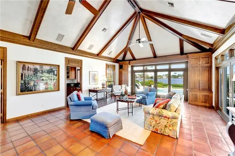 629 Lake Drive Vero Beach FL 32963