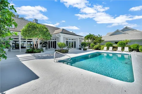 629 Lake Drive Vero Beach FL 32963