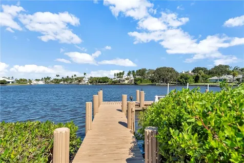 629 Lake Drive Vero Beach FL 32963