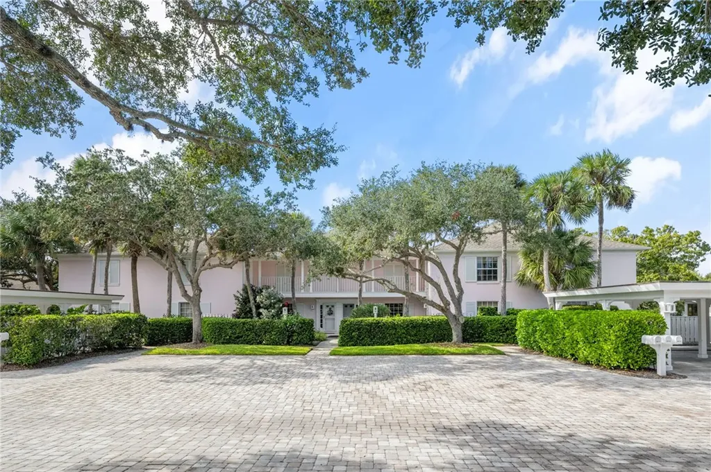 300 Harbour Drive Vero Beach FL 32963