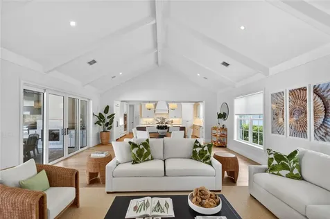 221 Palm Island Lane Vero Beach FL 32963