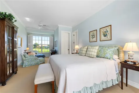 704 Grove Place Vero Beach FL 32963