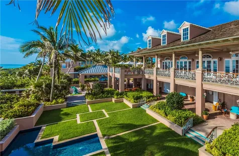 704 Grove Place Vero Beach FL 32963
