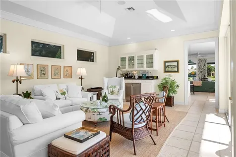 704 Grove Place Vero Beach FL 32963