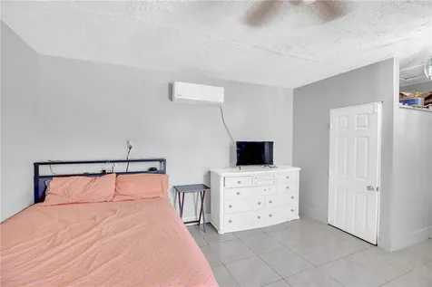 2512 S 13th Street Fort Pierce FL 34982