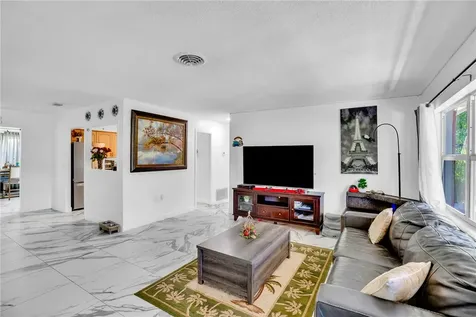 2512 S 13th Street Fort Pierce FL 34982