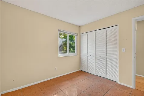 725 21st Street SW Vero Beach FL 32962