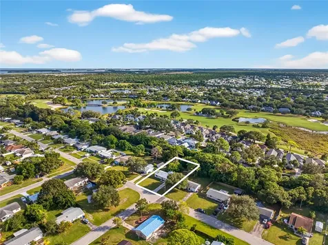 725 21st Street SW Vero Beach FL 32962