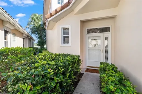 1725 Victoria Circle Vero Beach FL 32967
