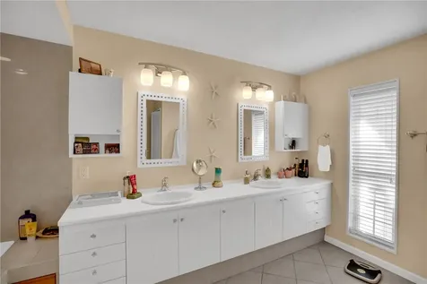 1565 56th Court Vero Beach FL 32966