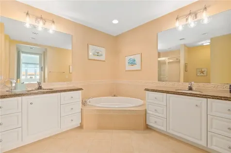17 Harbour Isle Drive W Fort Pierce FL 34949