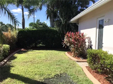 5903 Brae Burn Circle Vero Beach FL 32967