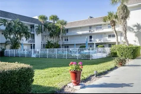 200 Greytwig Road Vero Beach FL 32963