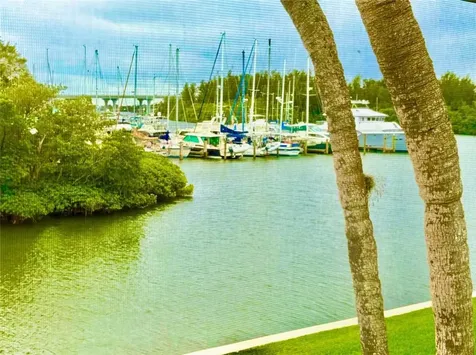 200 Greytwig Road Vero Beach FL 32963