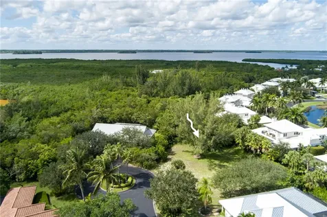 2120 W Beachside Lane Vero Beach FL 32963