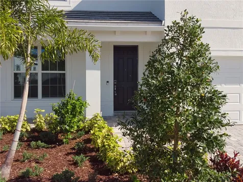 8348 Beagle Terrace Vero Beach FL 32967